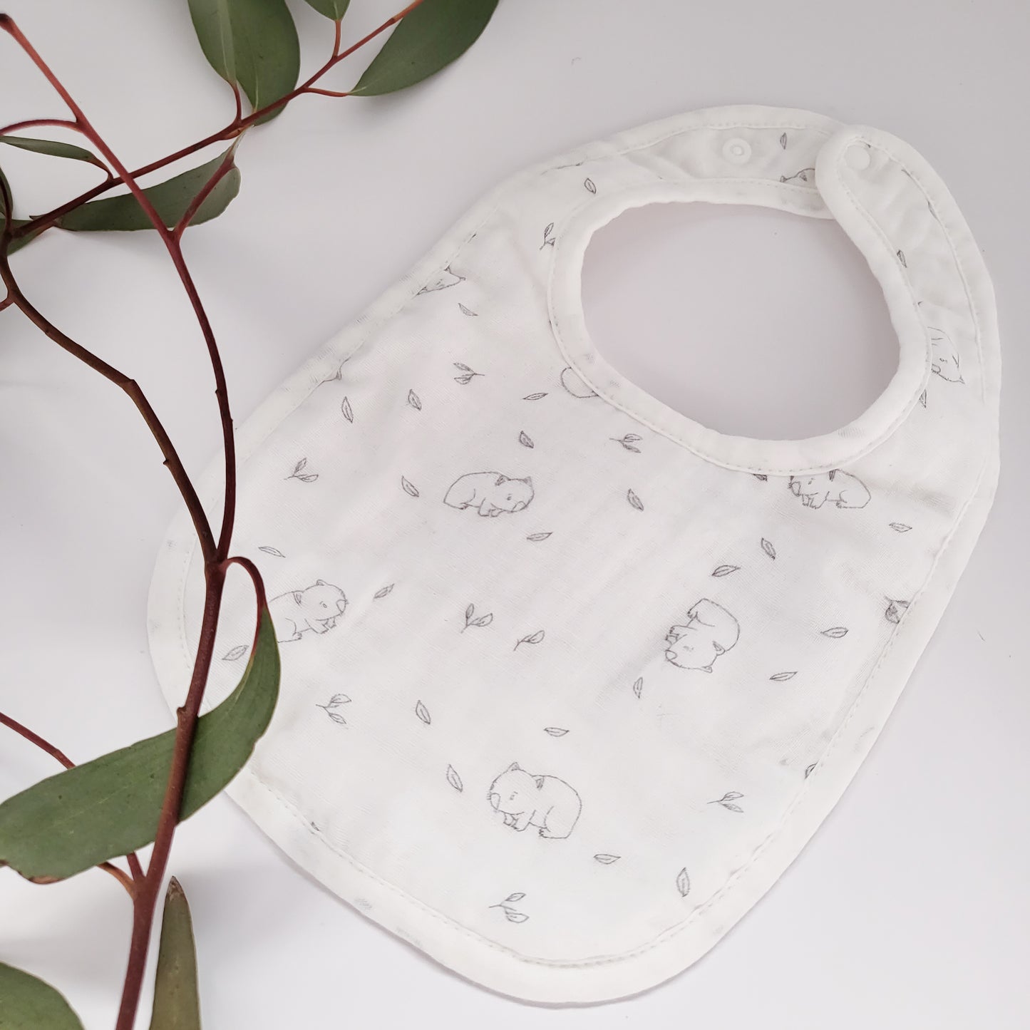 Organic Cotton Bib - Wombat